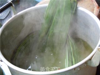 鲜肉粽子的做法步骤：4
