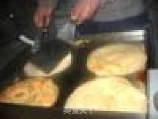 奶香手抓饼的做法步骤：2