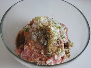 黄金三鲜灌汤蒸饺的做法步骤：4