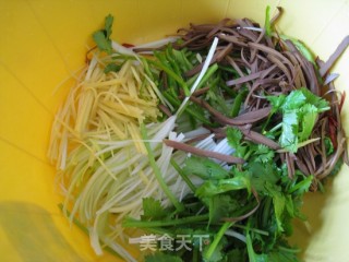 凉拌老虎菜的做法步骤：2