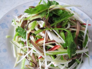 凉拌老虎菜的做法步骤：2