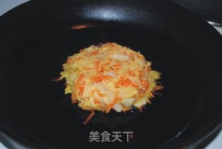 土豆胡萝卜饼的做法步骤：2