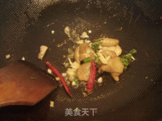 苦瓜爆鸡块的做法步骤：2