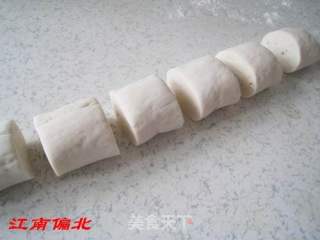 芝麻山楂馅饼的做法步骤：2