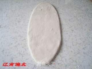芝麻山楂馅饼的做法步骤：2