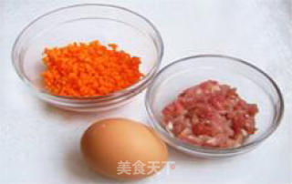 卡通肉松饭团的做法步骤：2