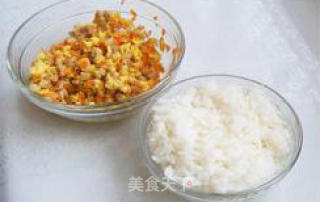 卡通肉松饭团的做法步骤：2