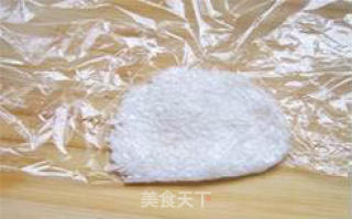 卡通肉松饭团的做法步骤：2