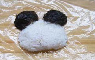 卡通肉松饭团的做法步骤：2