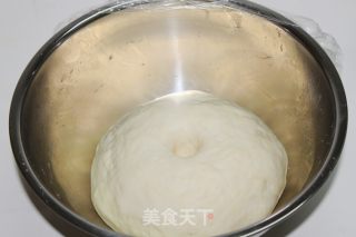 椒盐葱花卷的做法步骤：3