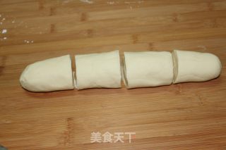 椒盐葱花卷的做法步骤：3