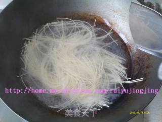 炸酱面的做法步骤：2