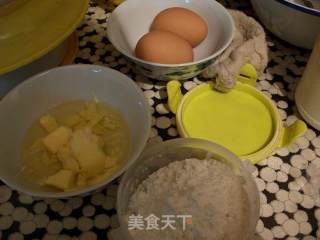 焦糖苹果蛋糕的做法步骤：2