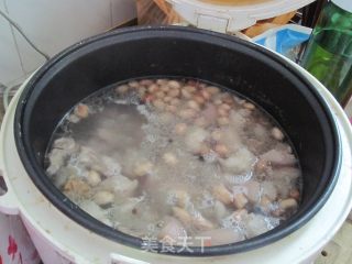 湘味红烧猪蹄的做法步骤：2
