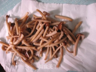 美极烹茶树菇的做法步骤：2