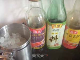 玫瑰花香红烧肉的做法步骤：4