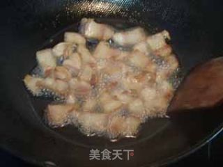 玫瑰花香红烧肉的做法步骤：4