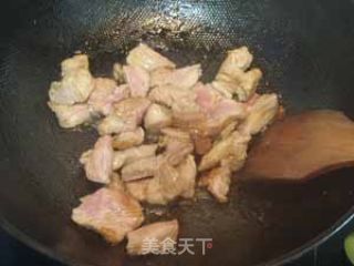 玫瑰花香红烧肉的做法步骤：4