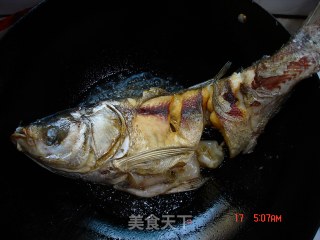 大碗胖头鱼的做法步骤：2