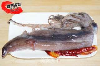 油泼鱿鱼的做法步骤：4