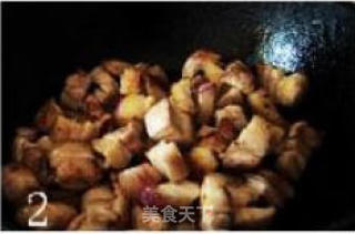 五花肉炖虎皮蛋的做法步骤：3