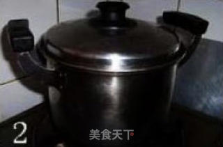 五花肉炖虎皮蛋的做法步骤：3