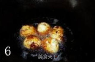 五花肉炖虎皮蛋的做法步骤：3