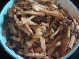 清炒紫香菜的做法步骤：2