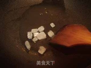 清炒紫香菜的做法步骤：2
