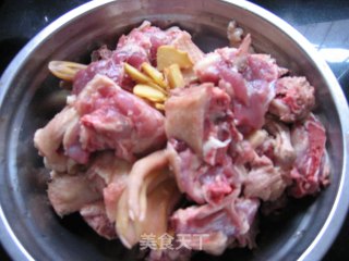 红烧鸭子的做法步骤：3