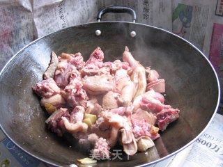 红烧鸭子的做法步骤：3