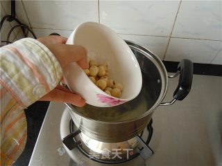 银耳莲子薏仁汤的做法步骤：5