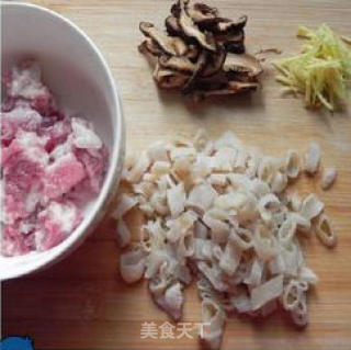 沙虫瘦肉粥的做法步骤：2