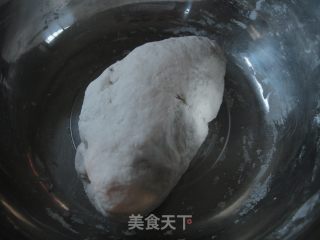 韭菜鸡蛋饺子的做法步骤：2