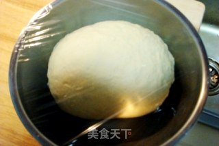 鲜牛奶白土司面包的做法步骤：3