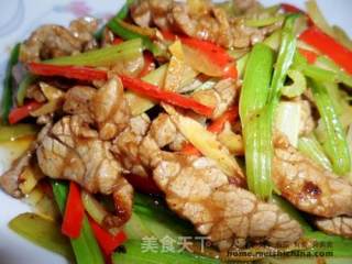 小炒牛肉的做法步骤：4