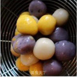 三色汤圆南瓜汤的做法步骤：2