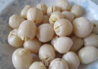 莲子鸡丁的做法步骤：3