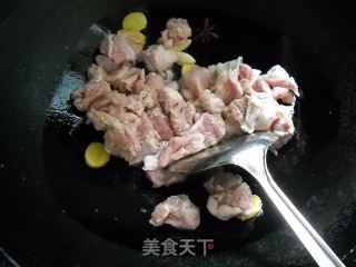 豆腐炖牛肉的做法步骤：2