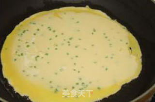简版煎饼果子的做法步骤：3