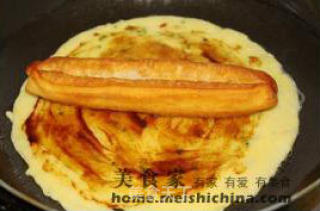 简版煎饼果子的做法步骤：3
