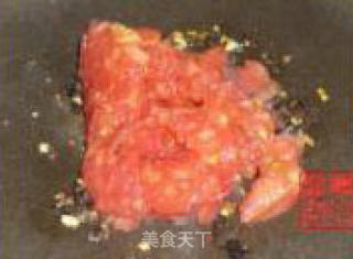 简单的牛排的做法步骤：4