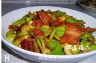 培根炒蚕豆的做法步骤：4