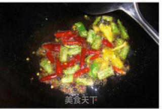 鸳鸯豆腐钵的做法步骤：2