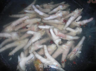 虎皮凤爪的做法步骤：2