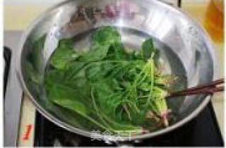 鸡蛋炒菠菜的做法步骤：6