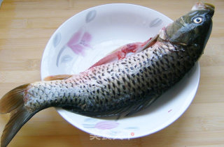 糖醋鲤鱼的做法步骤：2