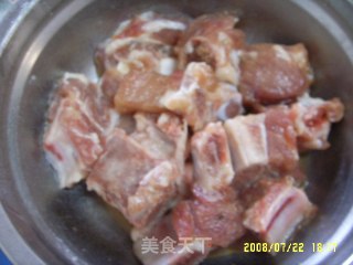 茶香排骨的做法步骤：2