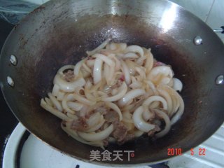 洋葱炒牛肉丝的做法步骤：2