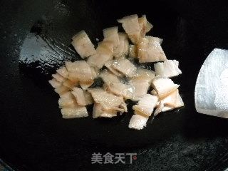 姬菇炒肉的做法步骤：2